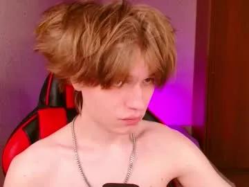 Try Jeffreyue, he wants to masturbate for you jeffreyue from Chaturbate