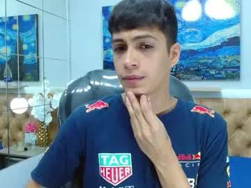 Discover amazing camwhore Jeremias_1 jeremias_1 from Chaturbate