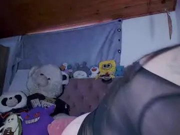 kimberkiss_19_ from Chaturbate