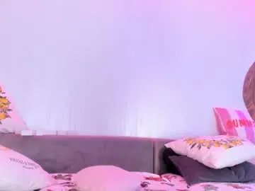 kimkardassiann from Chaturbate