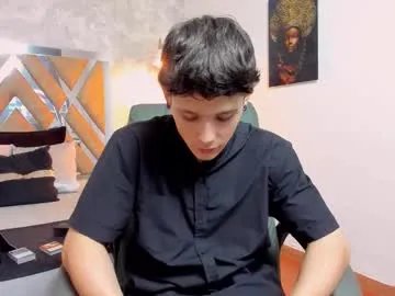 kraven_lust from Chaturbate