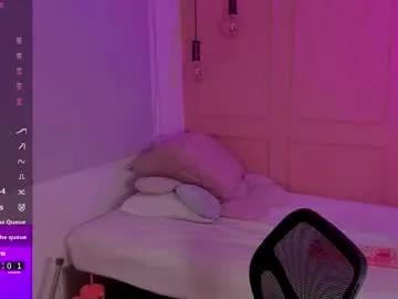 lovely_emma18 from Chaturbate