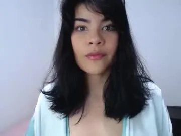 luccy21_ from Chaturbate