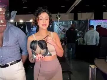 Checkout Chaturbate's Maevemads maevemads from Chaturbate