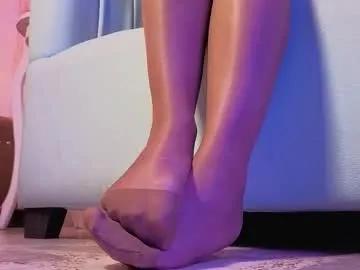 Sweet Mollyevanss1 wants you to fuck her body now mollyevanss1 from Chaturbate