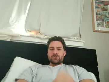 mrthickly818 from Chaturbate