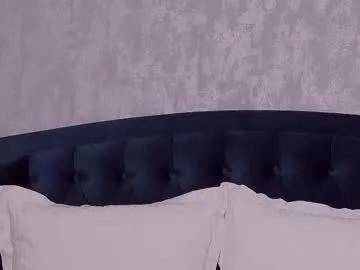 Admire sexy escort Nataliacristal nataliacristal from Chaturbate