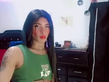 nebullax_mcqueen from Chaturbate