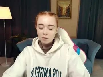 nelliemathers from Chaturbate
