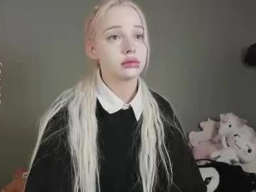 nicole_yo from Chaturbate