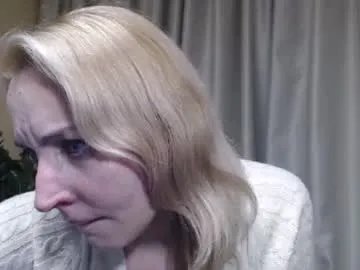 ohsweetmari from Chaturbate