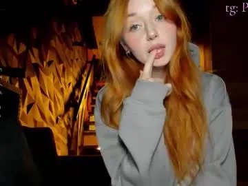 polly_luna from Chaturbate