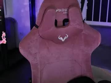 Amazing Prettybones wants you to fuck her body now prettybones from Chaturbate