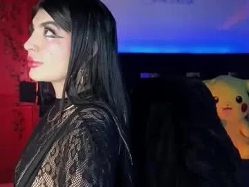 queenlamia from Chaturbate