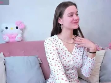 renesmy_black from Chaturbate