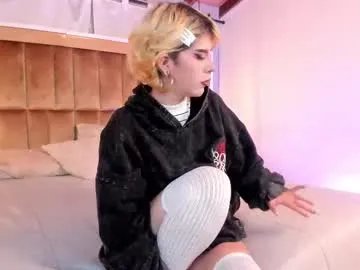 Discover naked stripper Samysharky samysharky from Chaturbate