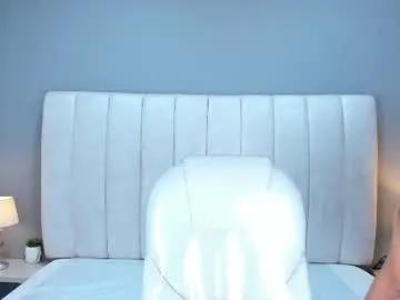 Masturbate to 22 years old scarletstarr_ from Chaturbate scarletstarr_ from Chaturbate