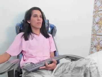 sky_velvet from Chaturbate