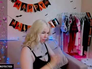 Discover Tasty__booty, she wants to masturbate for you tasty__booty from Chaturbate