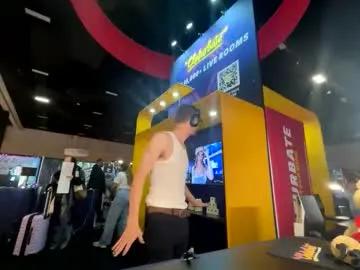 Explore Chaturbate's Teninchty teninchty from Chaturbate