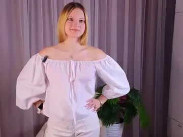 tonishamoye from Chaturbate