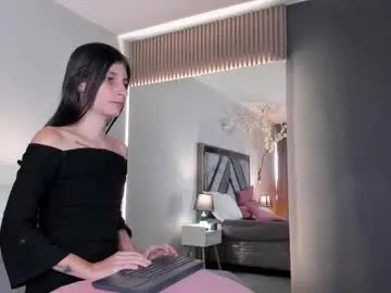 victoria_grey__ from Chaturbate