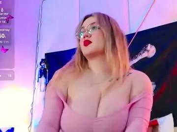 Discover Your_dream_nancy, she wants to masturbate for you your_dream_nancy from Chaturbate