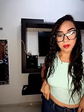 Discover Ashley69_brown, they want to masturbate for you ashley69_brown from StripChat