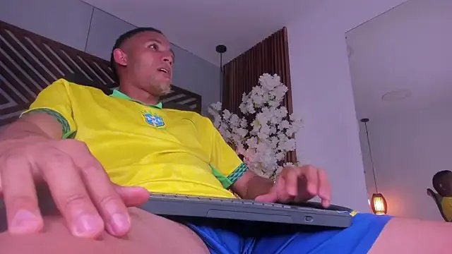 B_Wild from StripChat