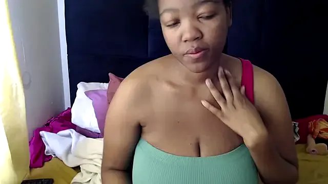 Busty-Londie from StripChat