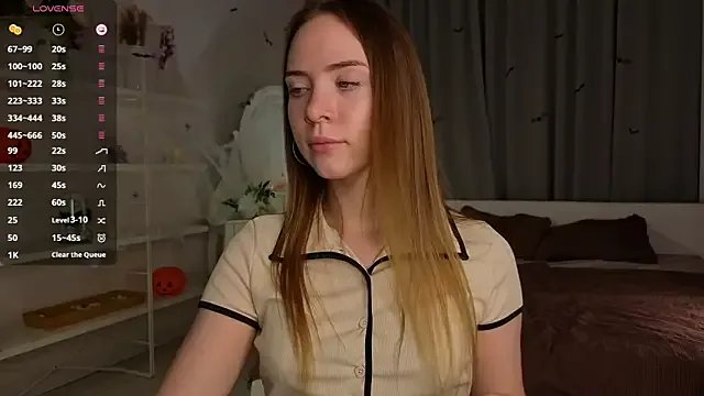 CarollSmithh from StripChat