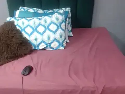 ChubbyBitch02 from StripChat