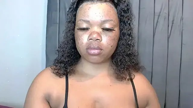 ChubbyBuddyxXx from StripChat