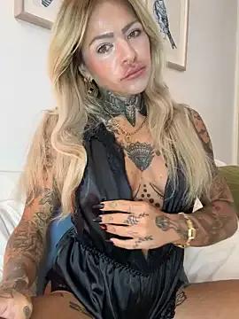 Explore StripChat's Divina_X_ Divina_X_ from StripChat