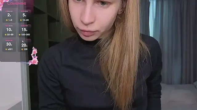 Elis_Fox from StripChat