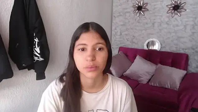 Evagirl69 from StripChat