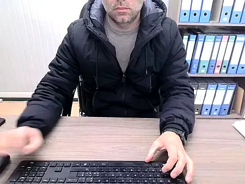 Evasionee from StripChat