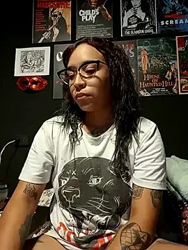 GingerLara from StripChat