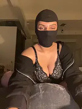 HelinHot from StripChat