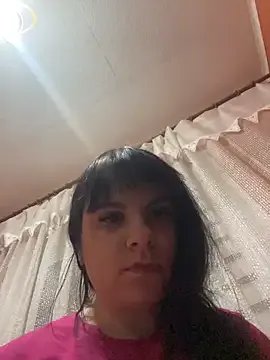 HellaReousx from StripChat