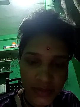 Hoty_girl_143 from StripChat