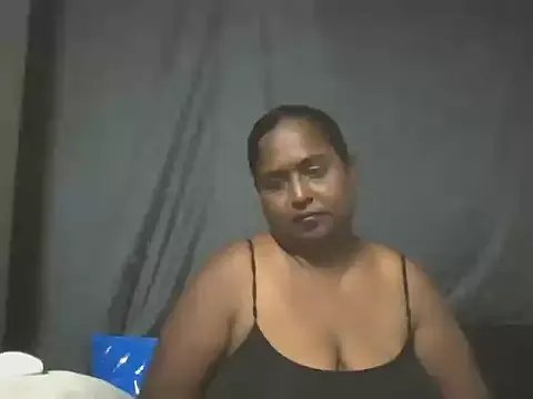 Indianhoney58 from StripChat