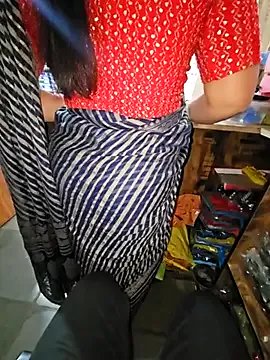 indianhotwife639 from StripChat