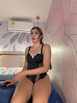 IsabelaStefano from StripChat