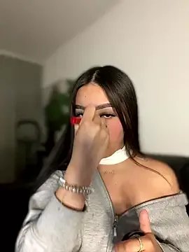 Karina16_pink from StripChat