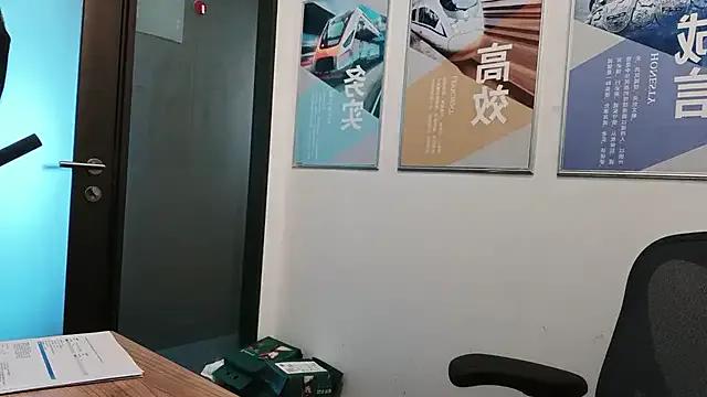 Admire hot slut KKMM168 KKMM168 from StripChat