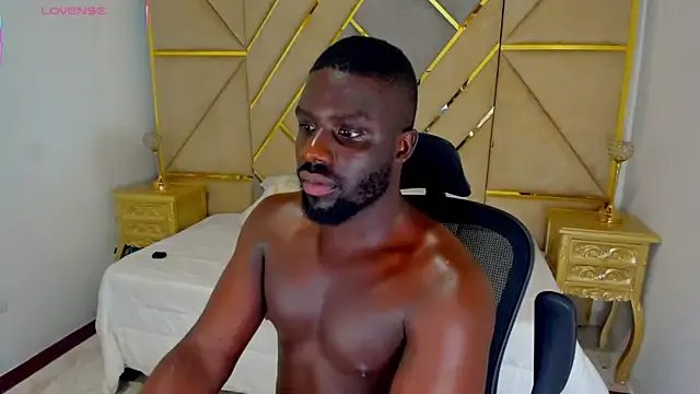 Latrellx7 from StripChat