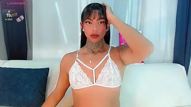 laura_sweett120 from StripChat