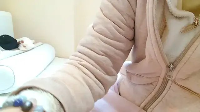 liliyRiSAcha-n from StripChat