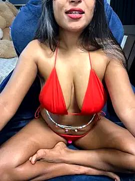Masturbate to LillyLive, she wants to masturbate for you LillyLive from StripChat